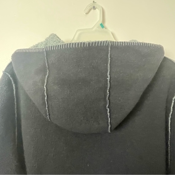 SM2 Boho Oversized Sherpa Jacket – Faux Antler Buttons, Hooded – Size M - Picture 6 of 11